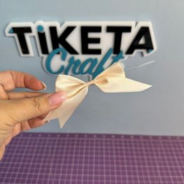 25 פפיונים M -קרם (עם חוט ברזל) 25 פפיונים M -קרם (עם חוט ברזל)